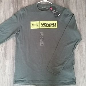 Under Armour, t-shirt